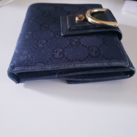 Gucci Black/Black  GG Canvas and Leather Abbey D Ring Compact Wallet - Picture 4 of 16